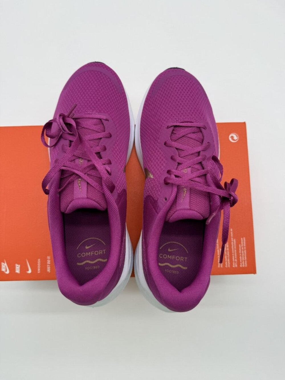 New Nike Revolution 7 Shoes Women's Size 9.5 Pink Running Comfort FB2208 501 - Picture 7 of 9